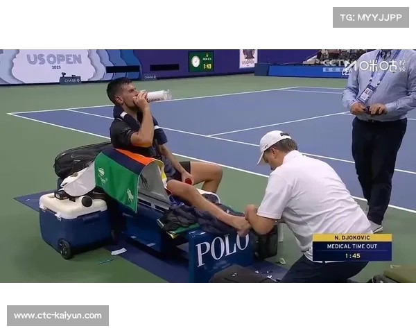 德约科维奇上海大师赛多次脚踝不适 申请医疗暂停应对伤情